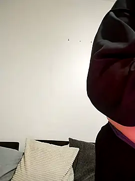 Snapshot of lilyan12 chatting on 9, 4, 2026 lilyan12 online show from 9, 4, 2026