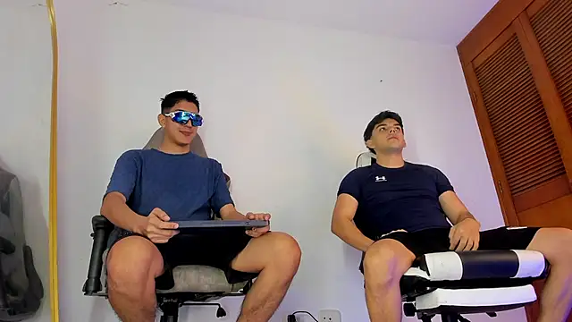 sotooliver3 online show from 5, 4, 2026