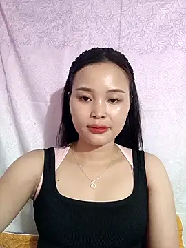 Snapshot of Lili_lovely chatting on 9, 10, 2025 Lili lovely online show from 9, 10, 2025