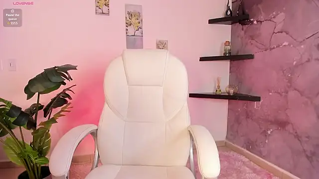 Snapshot of Lilokat_ chatting on 25, 3, 2026 Lilokat online show from 25, 3, 2026