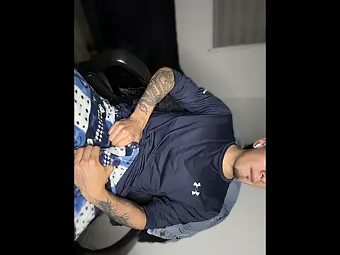 Snapshot of Juliopaspi chatting on 17, 4, 2026 Juliopaspi online show from 17, 4, 2026