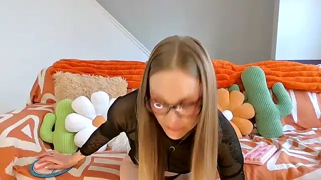 Snapshot of annadelrae444 chatting on 24, 4, 2026 annadelrae444 online show from 24, 4, 2026