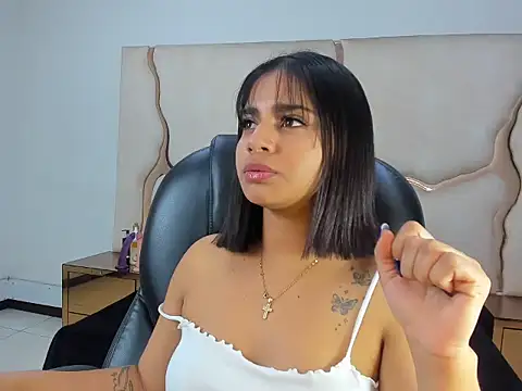 ScarletDoll online show from 18, 9, 2025