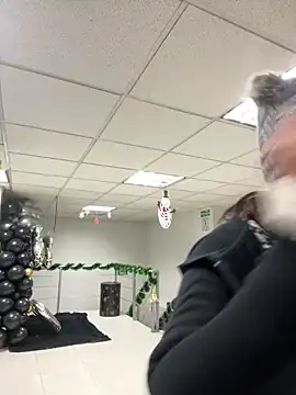 ScarletDoll online show from 21, 12, 2025