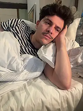 Snapshot of dock_75 chatting on 6, 11, 2025 dock 75 online show from 6, 11, 2025