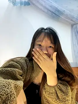 Snapshot of Hinne07 chatting on 4, 12, 2025 Hinne07 online show from 4, 12, 2025