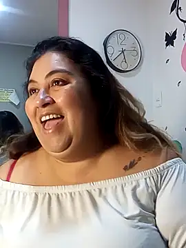 curvy diva  online show from 9, 11, 2025