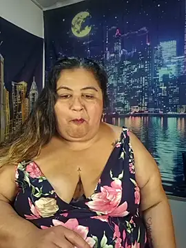 curvy diva  online show from 12, 4, 2026