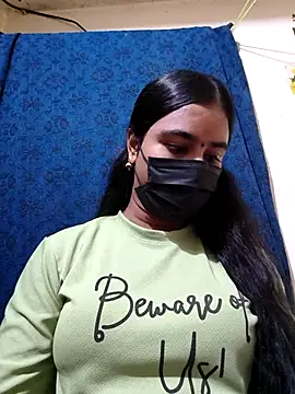 mini-queen online show from 24, 3, 2026