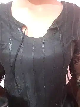 Snapshot of your_Nirala chatting on 4, 12, 2025 your Nirala online show from 4, 12, 2025