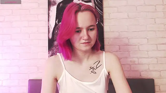 Snapshot of Ericha_Stone chatting on 10, 9, 2025 Ericha Stone online show from 10, 9, 2025