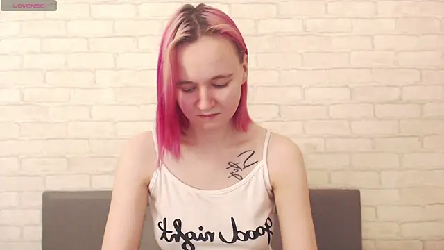 Snapshot of Ericha_Stone chatting on 18, 10, 2025 Ericha Stone online show from 18, 10, 2025