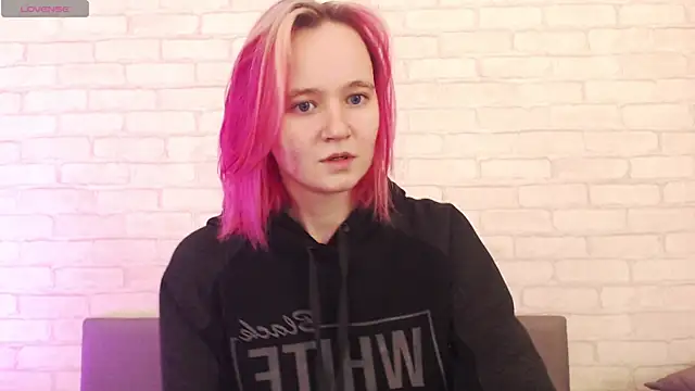 Snapshot of Ericha_Stone chatting on 28, 10, 2025 Ericha Stone online show from 28, 10, 2025