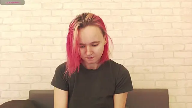 Snapshot of Ericha_Stone chatting on 3, 11, 2025 Ericha Stone online show from 3, 11, 2025