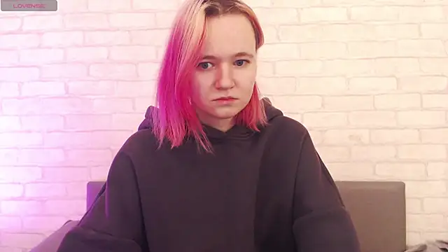 Snapshot of Ericha_Stone chatting on 10, 11, 2025 Ericha Stone online show from 10, 11, 2025