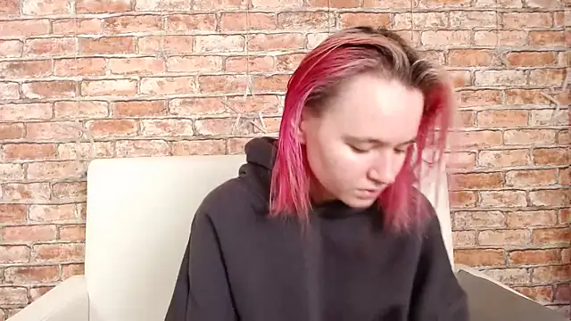 Snapshot of Ericha_Stone chatting on 16, 11, 2025 Ericha Stone online show from 16, 11, 2025