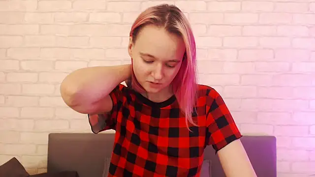 Snapshot of Ericha_Stone chatting on 19, 11, 2025 Ericha Stone online show from 19, 11, 2025