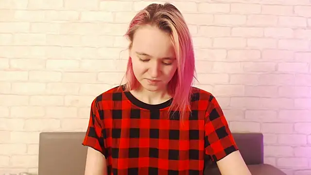 Snapshot of Ericha_Stone chatting on 23, 11, 2025 Ericha Stone online show from 23, 11, 2025