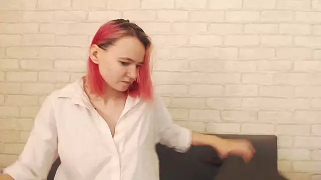 Snapshot of Ericha_Stone chatting on 2, 12, 2025 Ericha Stone online show from 2, 12, 2025