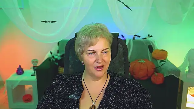 MaryMogan online show from 20, 10, 2025