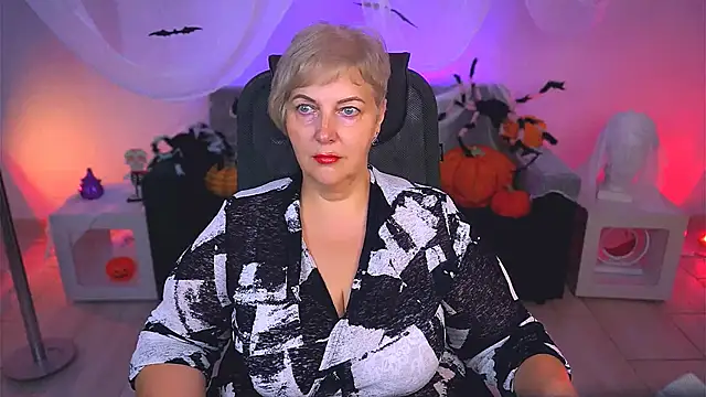 MaryMogan online show from 23, 10, 2025