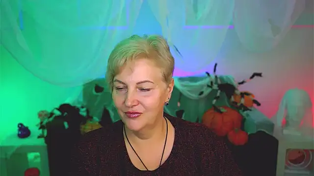 MaryMogan online show from 26, 10, 2025