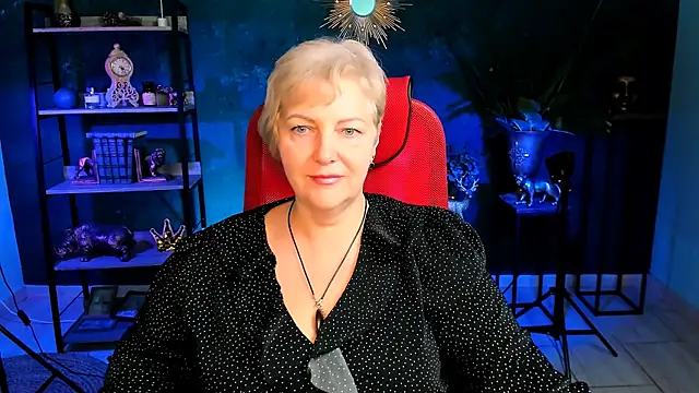 MaryMogan online show from 27, 10, 2025