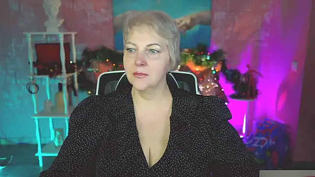 MaryMogan online show from 19, 12, 2025