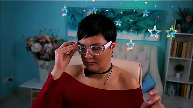 LauraDavidsons online show from 2, 11, 2025