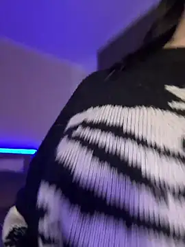 YourLittleDevil online show from 10, 3, 2026