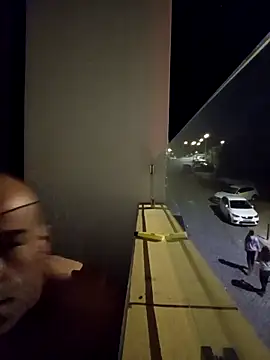 Snapshot of bomcasal chatting on 4, 4, 2026 bomcasal online show from 4, 4, 2026