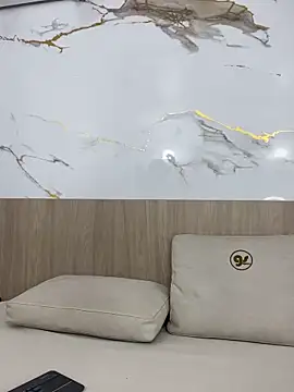 emily browne online show from 17, 10, 2025