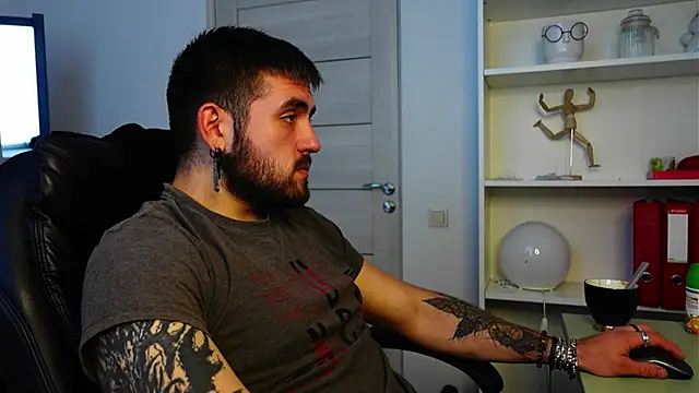 Snapshot of Mike_Platano chatting on 23, 9, 2025 Mike Platano online show from 23, 9, 2025