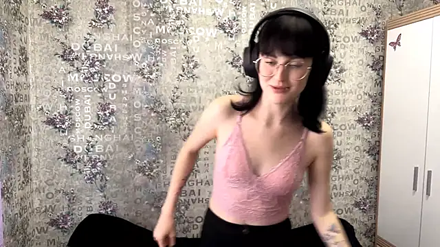 Snapshot of FakeLamb chatting on 13, 9, 2025 FakeLamb online show from 13, 9, 2025