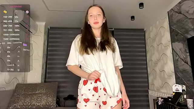 CharlynDini online show from 25, 11, 2025