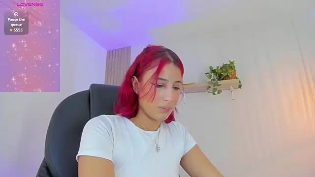 Cristalfoxy  online show from 12, 1, 2026