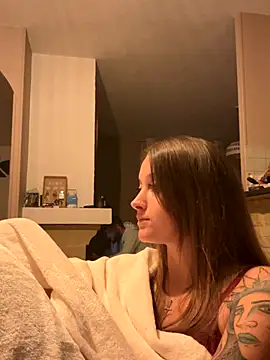 Snapshot of duomagique_off chatting on 29, 10, 2025 duomagique off online show from 29, 10, 2025