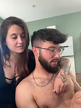 Snapshot of duomagique_off chatting on 7, 4, 2026 duomagique off online show from 7, 4, 2026