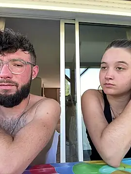 Snapshot of duomagique_off chatting on 9, 4, 2026 duomagique off online show from 9, 4, 2026