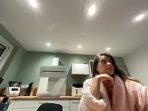 Snapshot of duomagique_off chatting on 12, 4, 2026 duomagique off online show from 12, 4, 2026