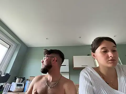 Snapshot of duomagique_off chatting on 28, 4, 2026 duomagique off online show from 28, 4, 2026