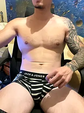 Snapshot of fronkie9384 chatting on 19, 9, 2025 fronkie9384 online show from 19, 9, 2025