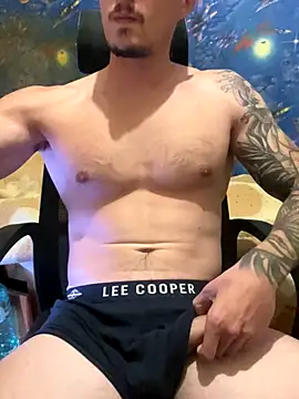 Snapshot of fronkie9384 chatting on 6, 10, 2025 fronkie9384 online show from 6, 10, 2025