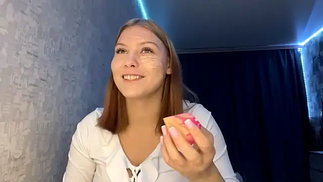 Snapshot of SwiiSweet chatting on 21, 10, 2025 SwiiSweet online show from 21, 10, 2025