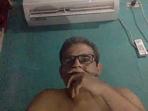 Snapshot of Katracho6969 chatting on 1, 10, 2025 Katracho6969 online show from 1, 10, 2025