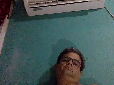 Snapshot of Katracho6969 chatting on 13, 10, 2025 Katracho6969 online show from 13, 10, 2025