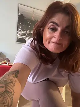 Snapshot of IrishmilfAnna chatting on 21, 9, 2025 IrishmilfAnna online show from 21, 9, 2025