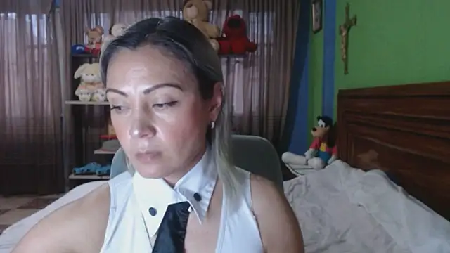 Snapshot of _Charlize_theron_ chatting on 22, 11, 2025 Charlize theron online show from 22, 11, 2025