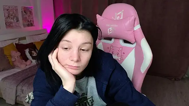 Snapshot of EllinEverly chatting on 5, 2, 2026 EllinEverly online show from 5, 2, 2026