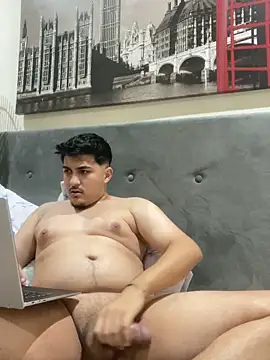 Snapshot of mixedcouplee69 chatting on 25, 10, 2025 mixedcouplee69 online show from 25, 10, 2025